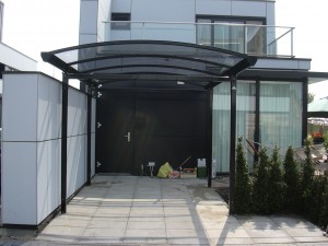 Moderne carport garage aanbouw